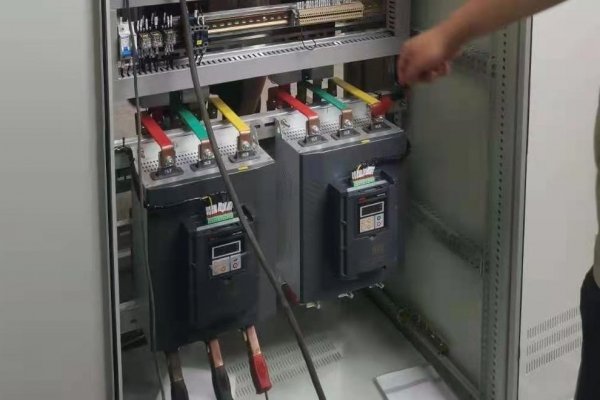 250KW双软起同步启动双电机反击破